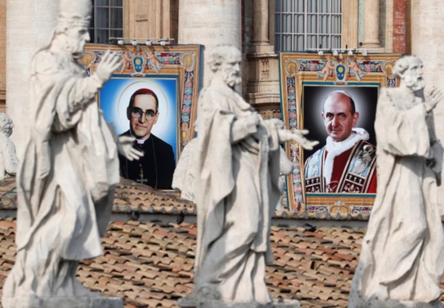 Papa proclama santos al obispo salvadoreño Óscar Romero y a Pablo VI