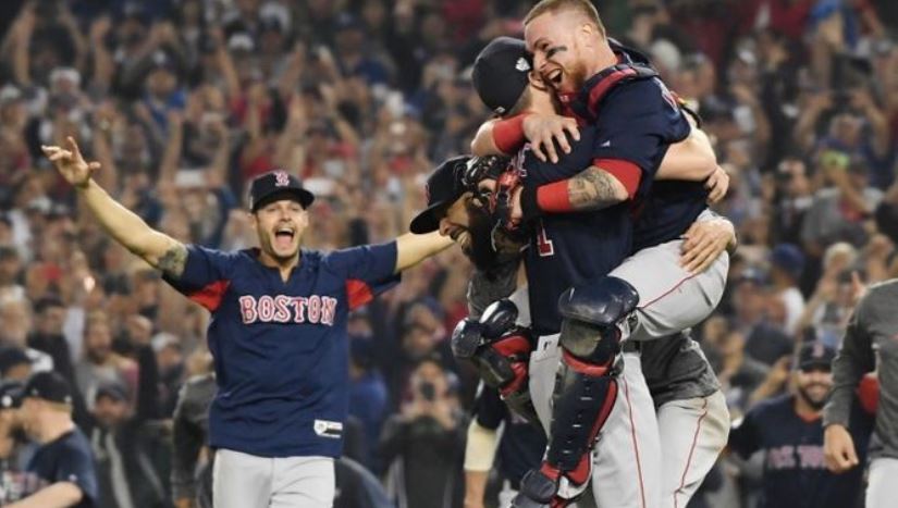 Boston se corona campeón de la Serie Mundial a punta de jonrones