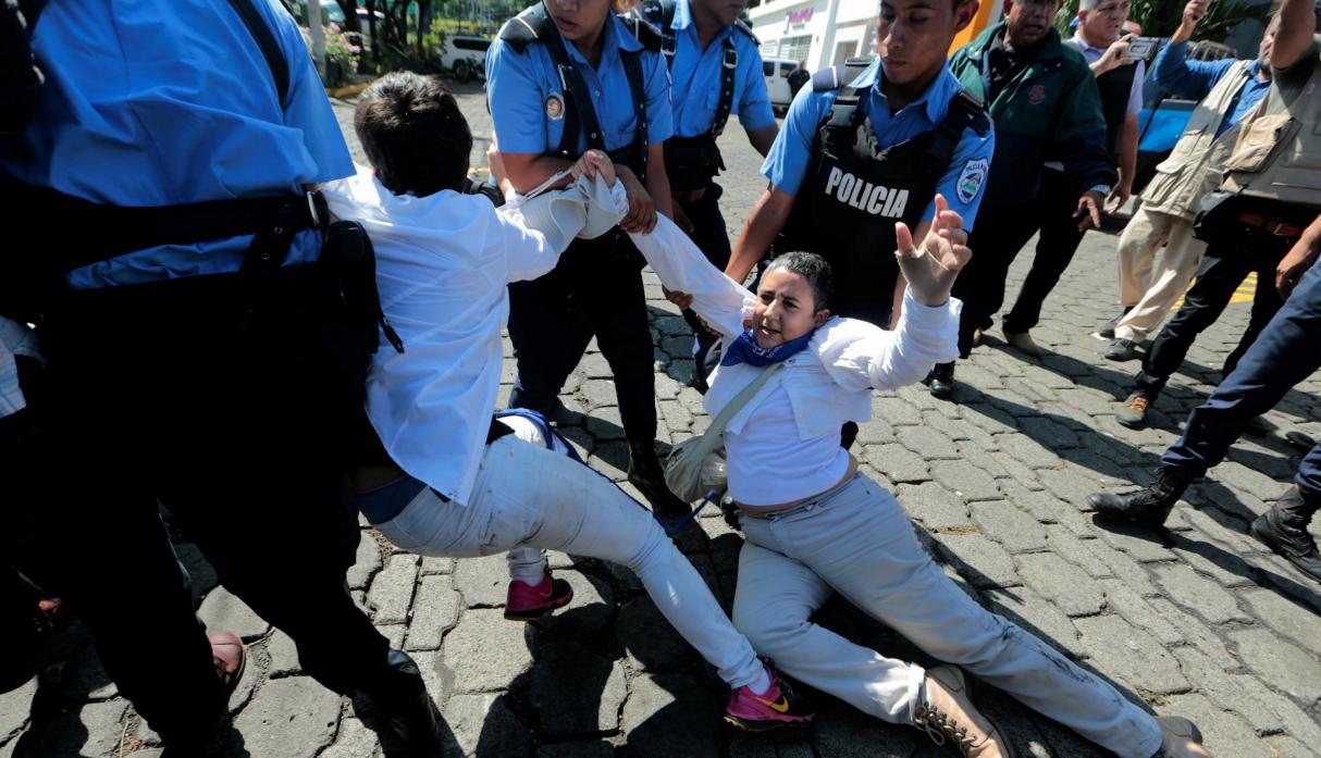 Domingo negro en Nicaragua: Policía reprime protestas
