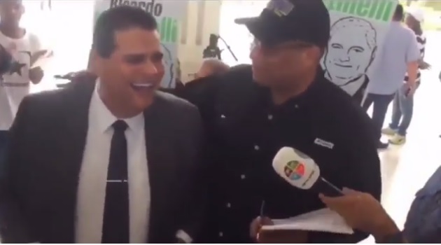 Chello apoya al precandidato independiente Dimitri Flores
