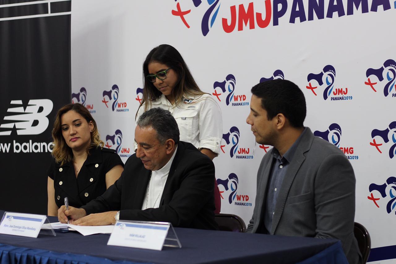 Suéter de la Selección Nacional de Fútbol llevará el logo de la JMJ