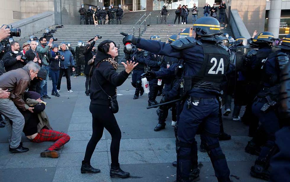"Más de 107 detenidos" en los disturbios de París según el primer ministro