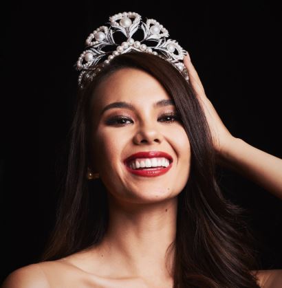 La filipina Catriona Gray gana el título de Miss Universo 2018