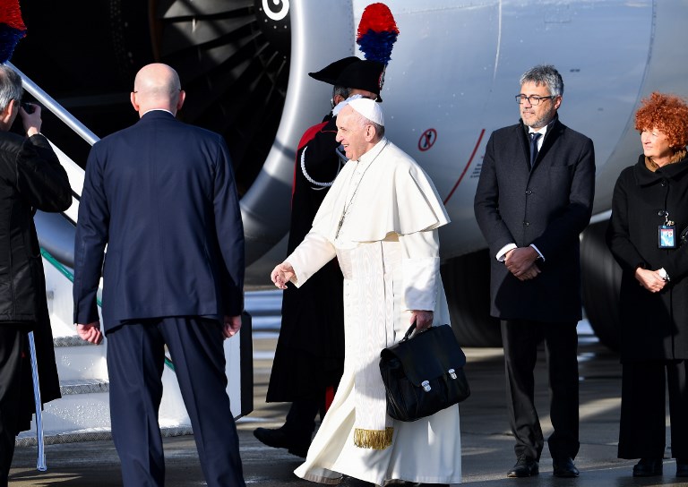 Papa Francisco en camino a Panamá: oren por la JMJ