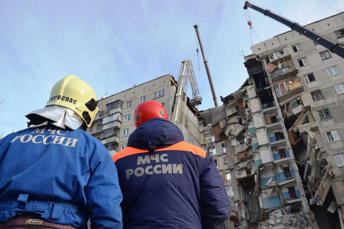 Sube a 22 el balance de muertos en Rusia en edificio destruido por explosión de gas