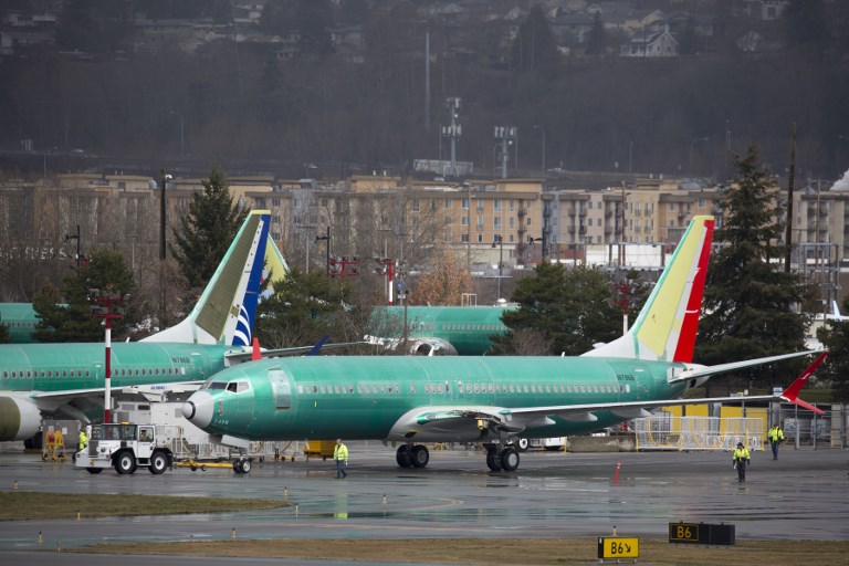 El mundo prohíbe volar a los Boeing 737 MAX, pero EEUU se resiste