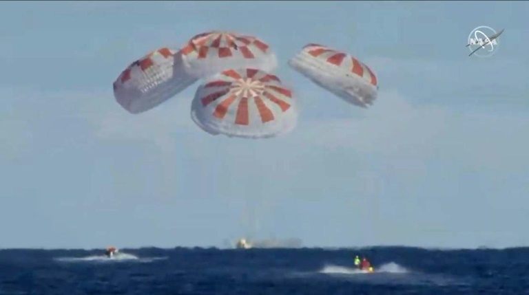 Misión cumplida para SpaceX: la cápsula Dragon regresa a la Tierra