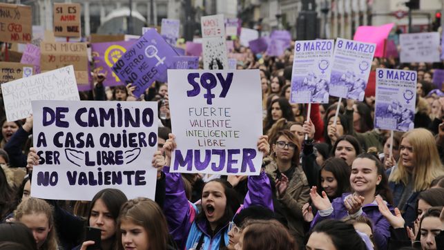 Huelga feminista y cientos de protestas en toda España por el Día de la Mujer