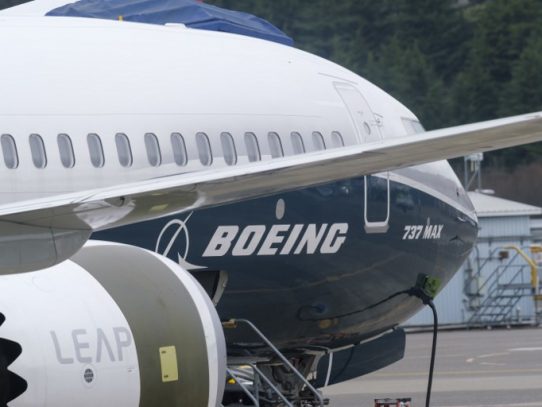 EE.UU. autoriza al Boeing 737 MAX a volar de nuevo