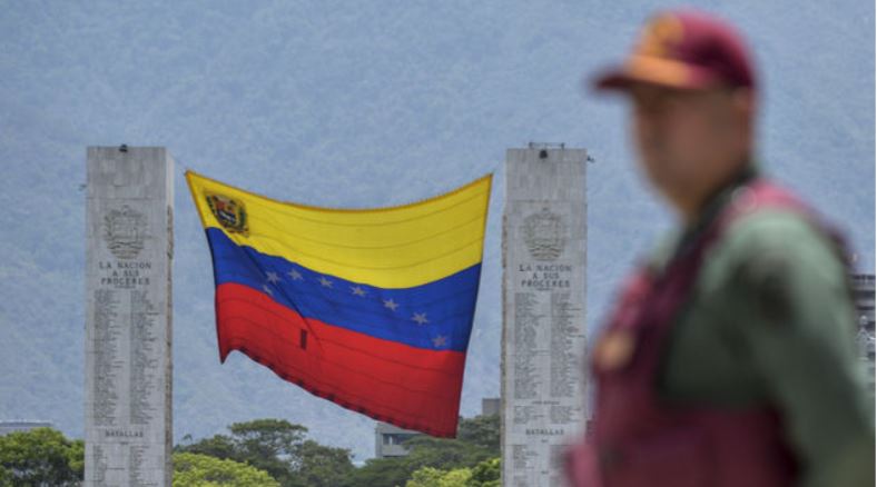 Panamá expresa preocupación por arribo de aeronaves rusas en Venezuela