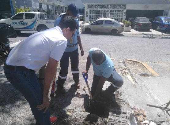 Idaan realiza operativo de corte de agua a clientes morosos en la capital