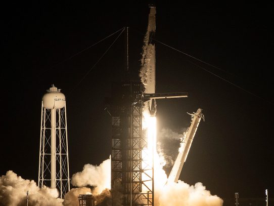 SpaceX prepara el primer lanzamiento comercial de su cohete Falcon Heavy