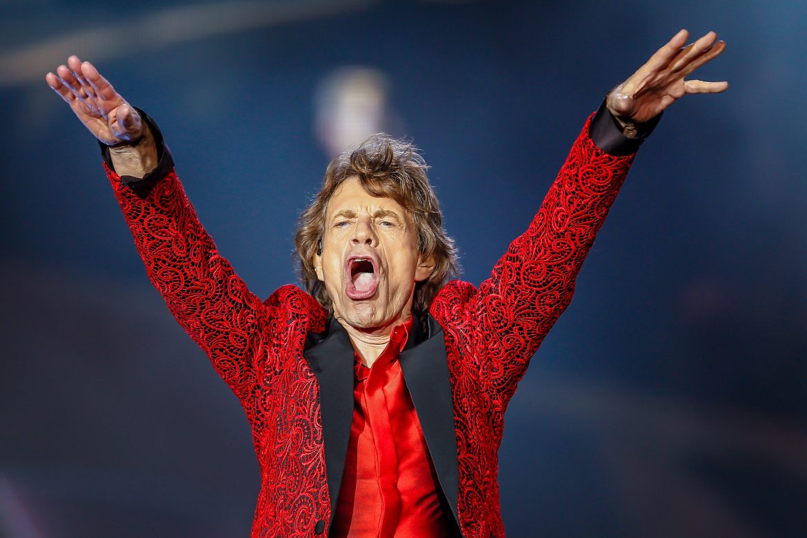 Mick Jagger asegura que se siente "mucho mejor" tras su cirugía cardíaca