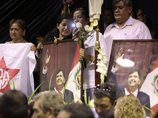El suicidio del expresidente García suscita críticas contra la Fiscalía de Perú