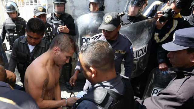 Al menos 42 detenidos en operativo contra pandillas en Guatemala