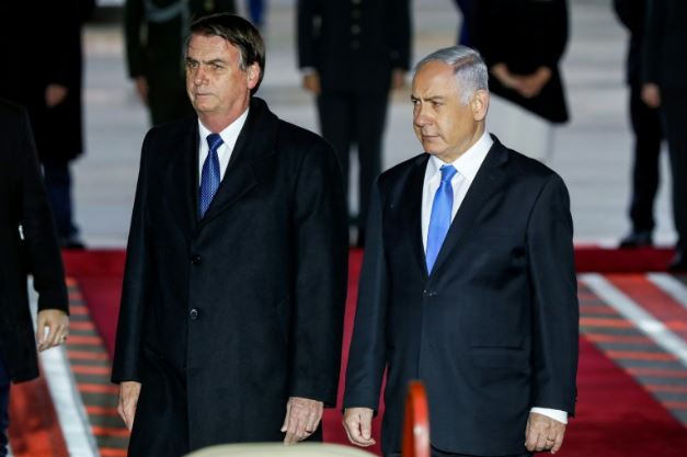 Bolsonaro hace visita inédita al Muro de los Lamentos junto con Netanyahu
