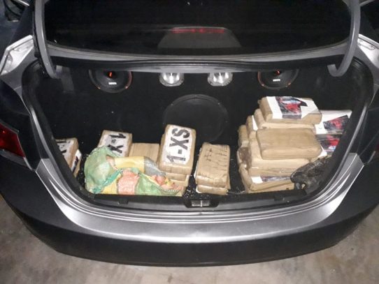 Decomisan 110 paquetes de droga en Autopista Arraiján-La Chorrera