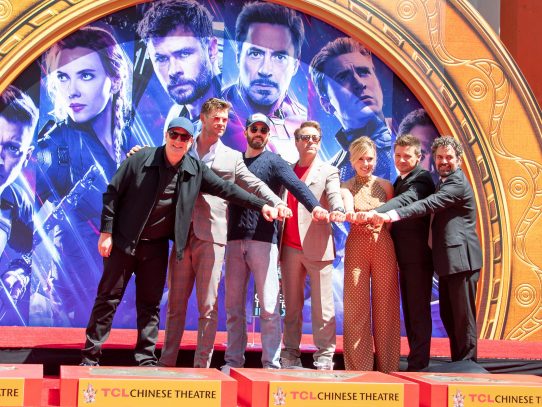 "Avengers: Endgame" cierra tres semanas al frente de la taquilla de EEUU
