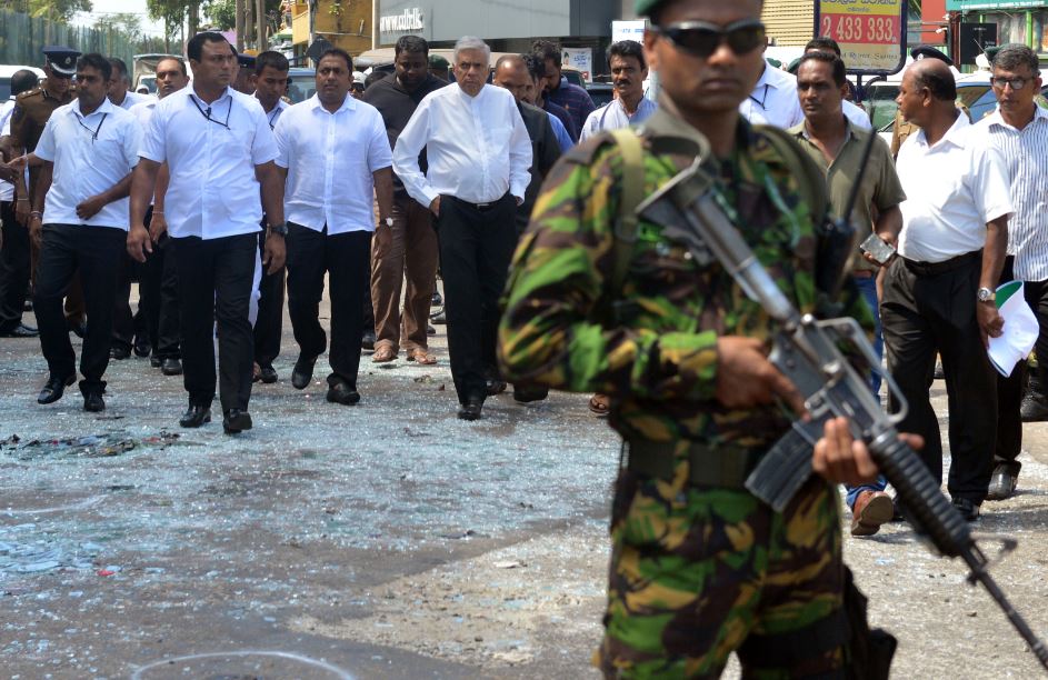 Pascua sangrienta en Sri Lanka con ocho explosiones y 207 muertos