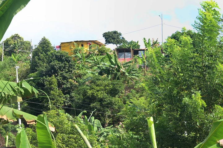 Inspeccionan terrenos donde reubicarán a familias de Guna Nega y Villa María