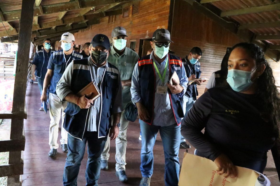 Defensoría del Pueblo inspecciona albergue de migrantes en Chiriquí