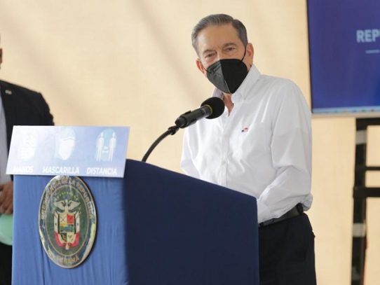 Presidente Cortizo afirma que cumplirá con las normas contra Covid-19