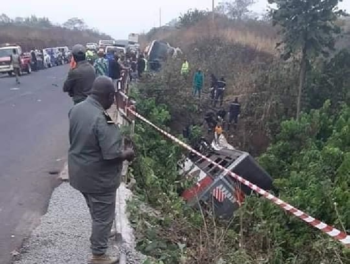 Al menos 37 muertos en un accidente de autobús en Camerún