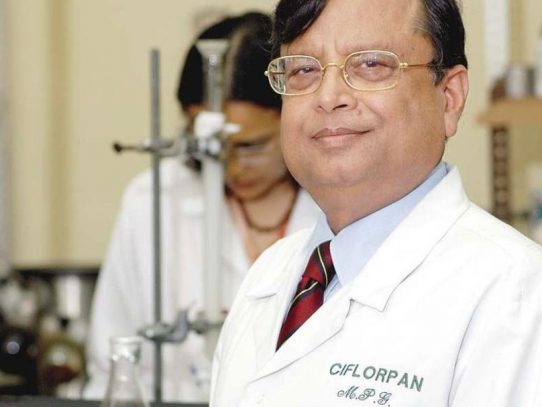 Fallece científico panameño y catedrático de la UP, Mahabir Gupta