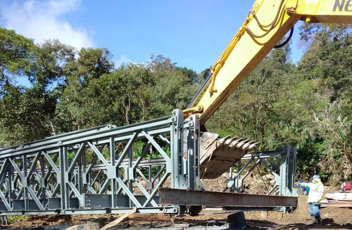 MOP culmina puente vehicular en Santa Clara, distrito de Renacimiento