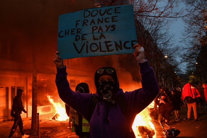 Incidentes en París en manifestación "por los derechos sociales y la libertad"