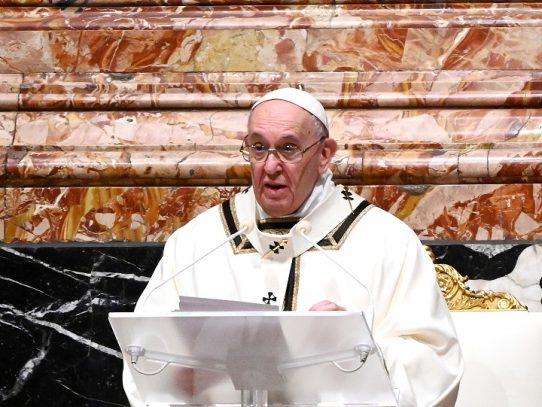El papa insta otra vez a "negociaciones reales" sobre el conflicto en Ucrania