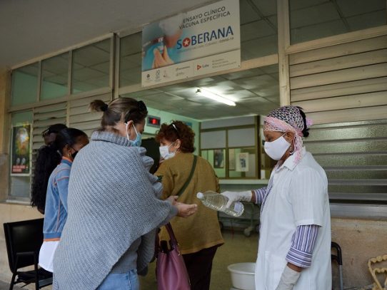 Cuba detecta primer caso de variante sudafricana del coronavirus