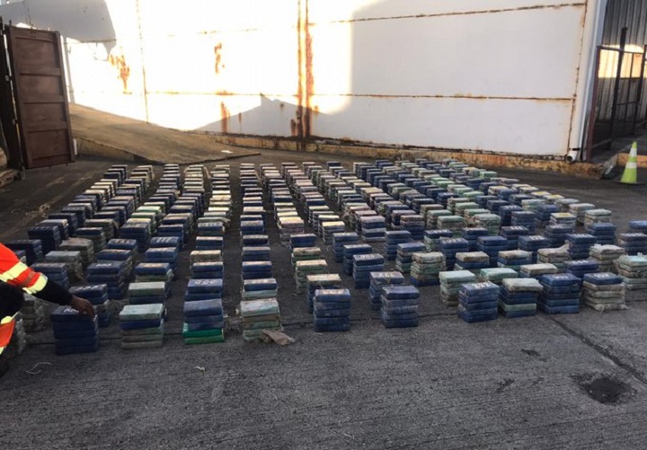 Decomisan 1,499 paquetes con droga en el Atlántico
