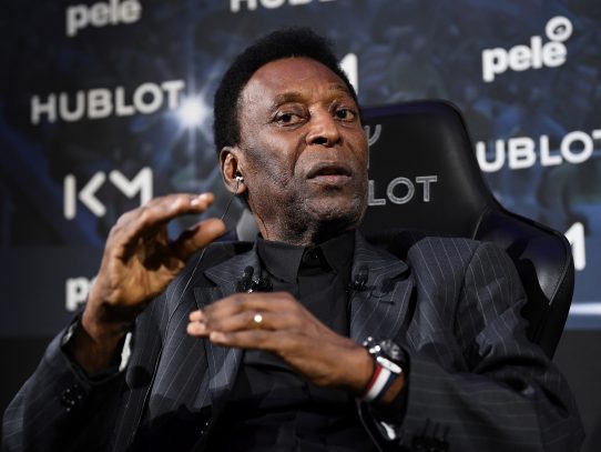 Netflix lanza nuevo documental sobre Pelé