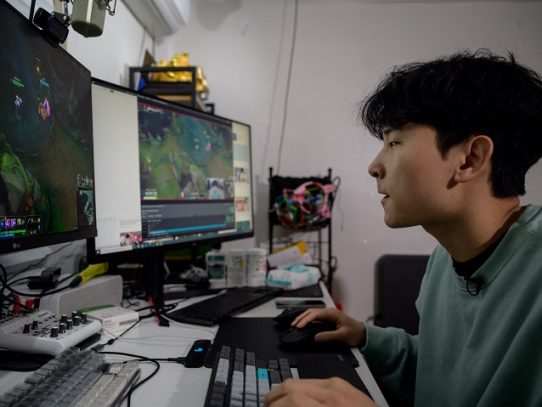 En Corea del Sur, algunos "livestreamers" hacen fortuna