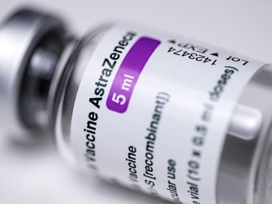 La UE lanza una acción judicial contra AstraZeneca por demoras en la entrega de vacunas