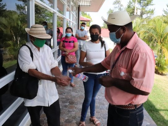 Gobierno mantiene respaldo solidario a familias panameñas y con corresponsabilidad