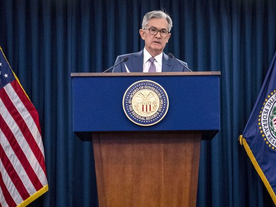 Declaraciones de Powell llevaron a Wall Street a terminar en fuerte baja