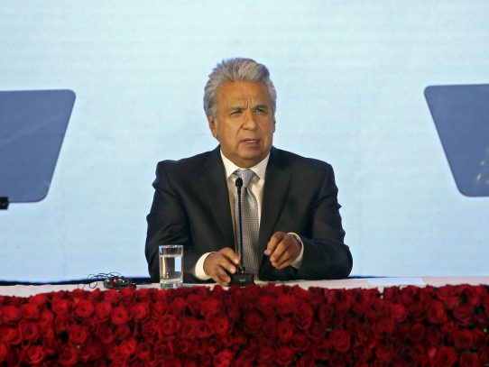Ecuador llama a consultas a su embajador en Argentina tras dichos de Fernández