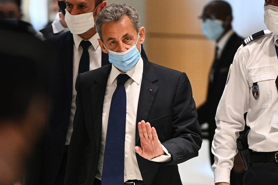 Veredicto en juicio contra expresidente Sarkozy por corrupción en Francia