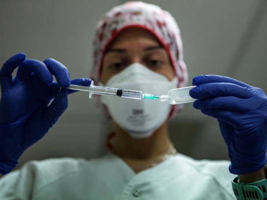 Un año de pandemia: las incógnitas que la ciencia aún tiene que resolver