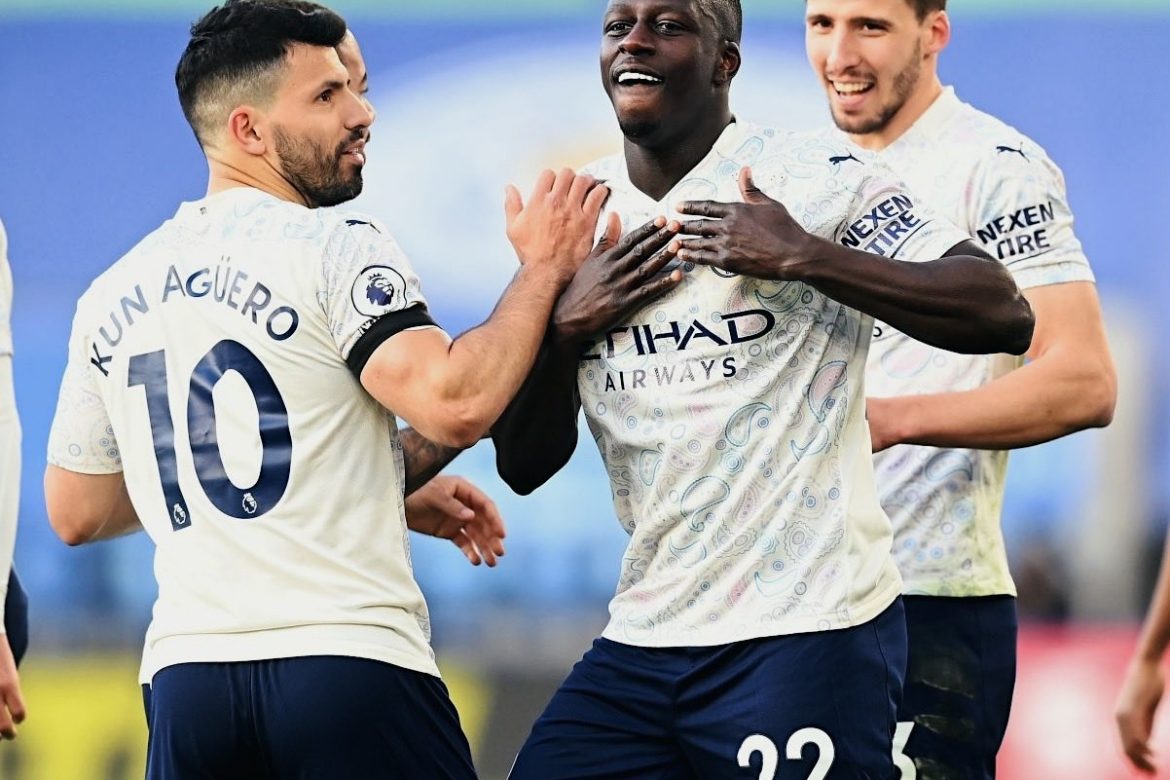 City se pasea ante Leicester, primera derrota del Chelsea en la 'era Tuchel'