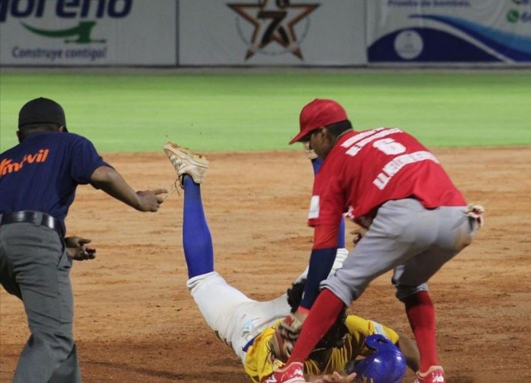 ¡No hay mañana! Esta noche se decide el campeón del béisbol juvenil