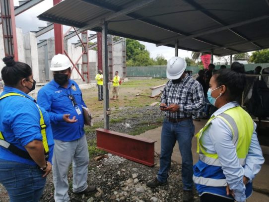 Inspeccionan la bioseguridad en obras de construcción y comercios de Veraguas