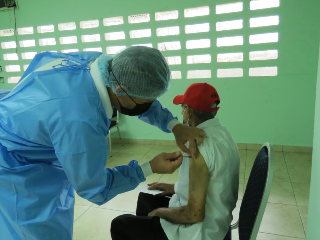 Panamá ha aplicado 1,031,694 dosis de la vacuna contra la COVID-19