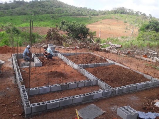 Miviot inicia construcción de soluciones habitacionales en Herrera