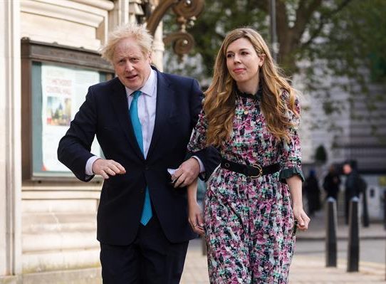 Boris Johnson y su novia Carrie Symonds se casan "en secreto"