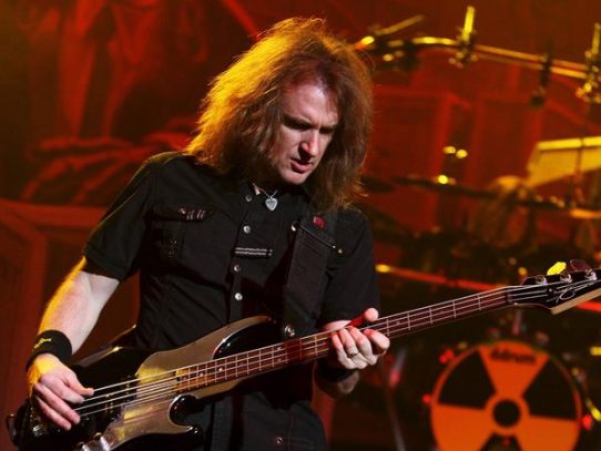 Megadeth despide a su bajista por intercambio sexual con una supuesta menor