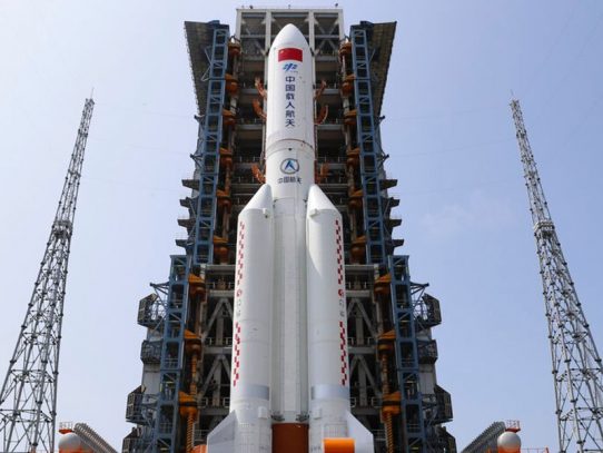 Cohete chino fuera de control regresa a la Tierra este fin de semana