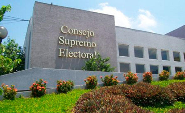 Tribunal electoral de Nicaragua quita de la carrera electoral al partido más antiguo